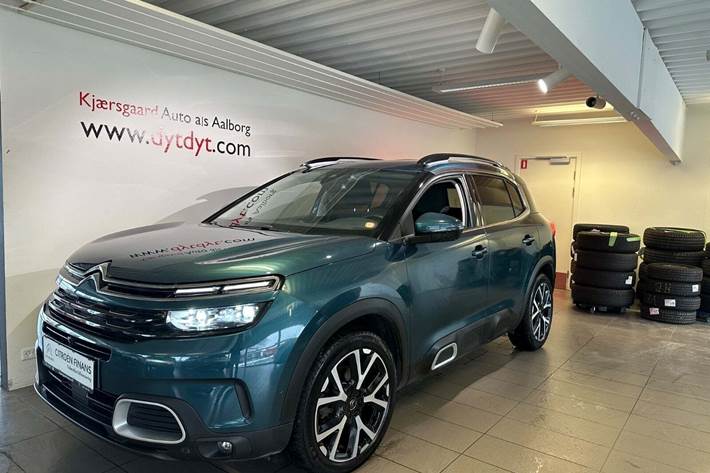 Blå Citroën C5 Aircross fra 2020 set udefra