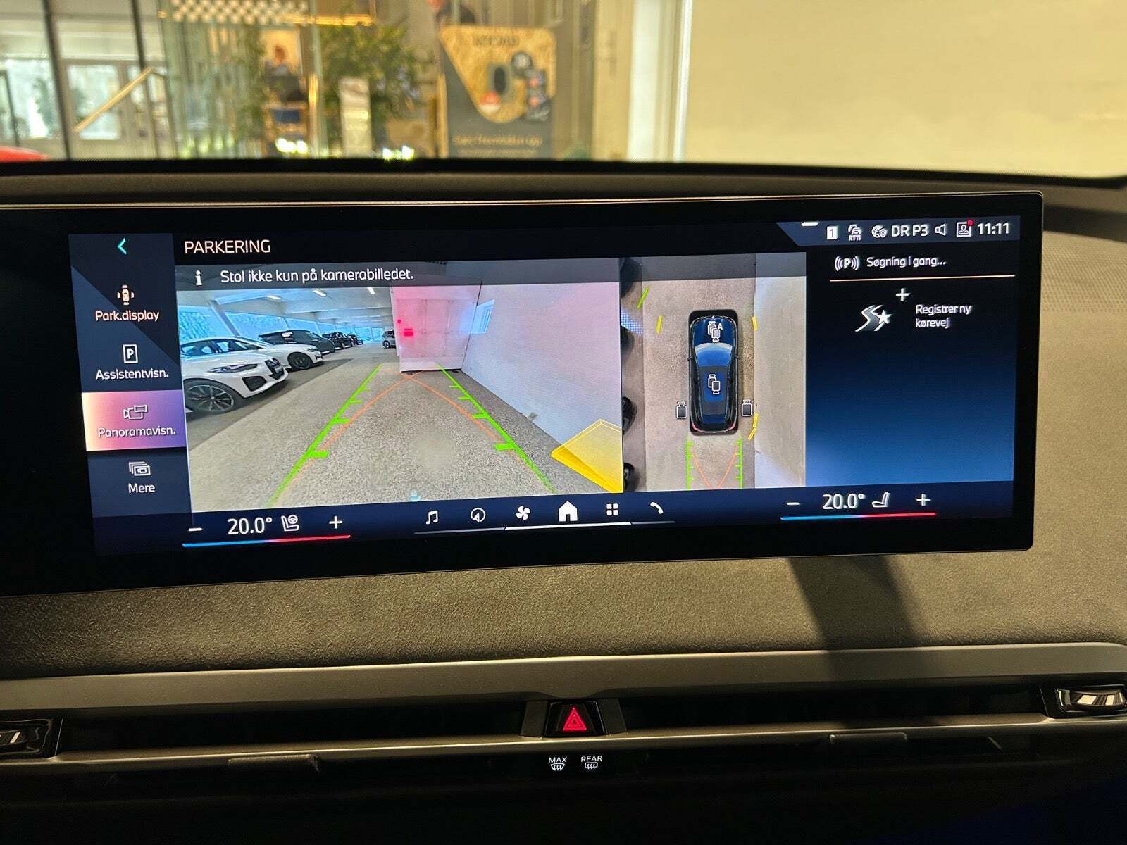 Sort BMW iX fra 2025