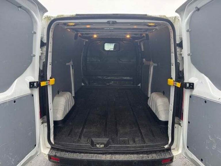 Ford Transit Custom 270 L1 2,0 TDCi 170 Limited aut.