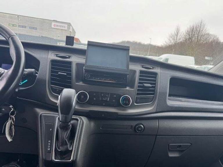 Ford Transit Custom 270 L1 2,0 TDCi 170 Limited aut.