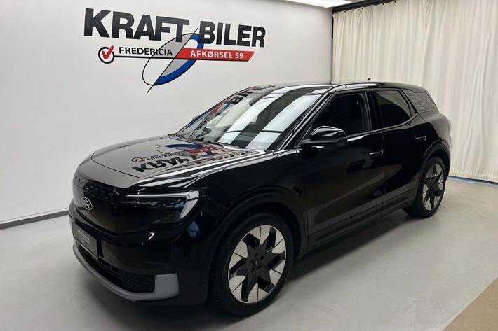 Sort Ford Explorer fra 2024 set udefra