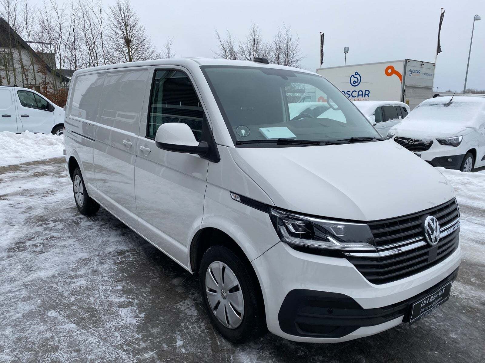 VW Transporter 2,0 TDi 150 Kassevogn DSG lang