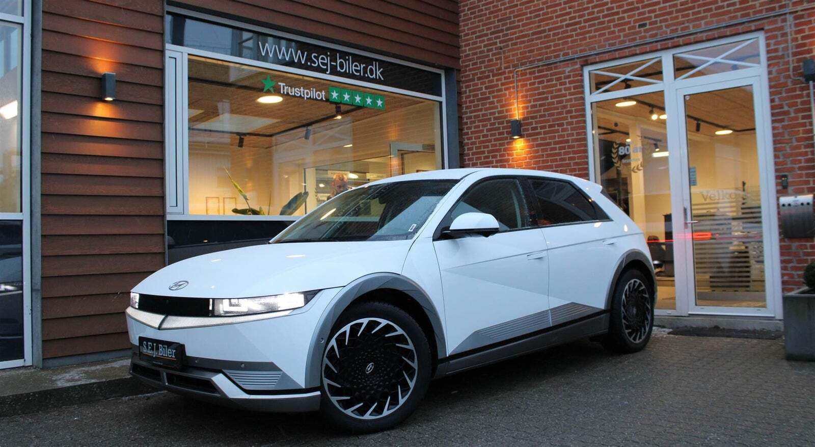 Hyundai Ioniq 5 73 Uniq