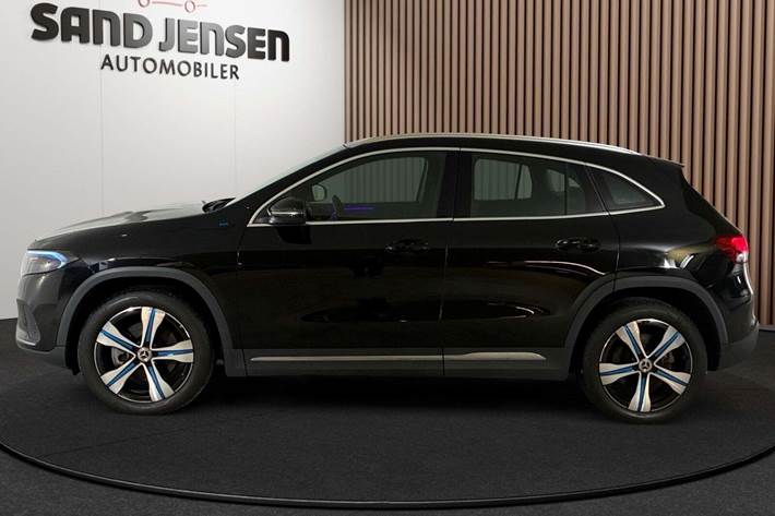 Sort Mercedes EQA250 fra 2022