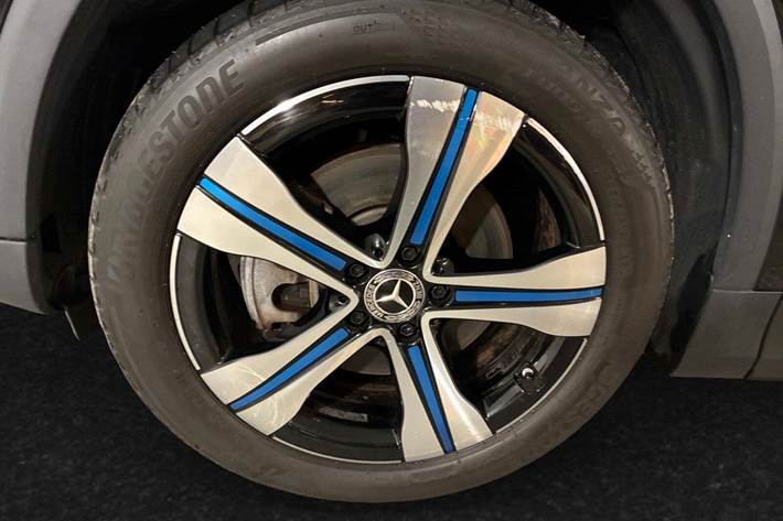 Sort Mercedes EQA250 fra 2022