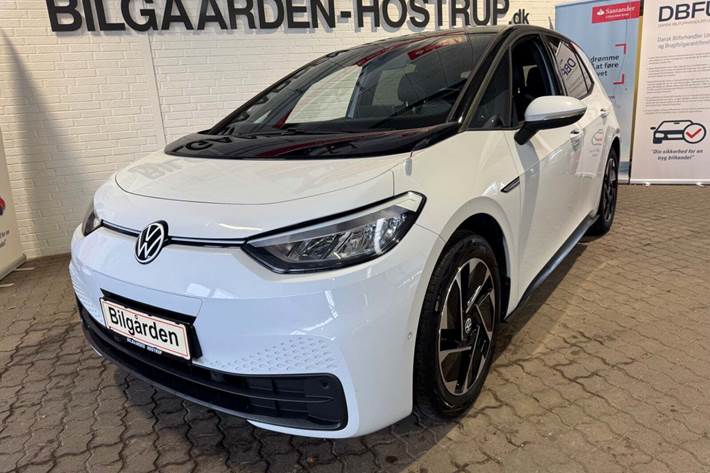 Hvid VW ID.3 fra 2023 set udefra
