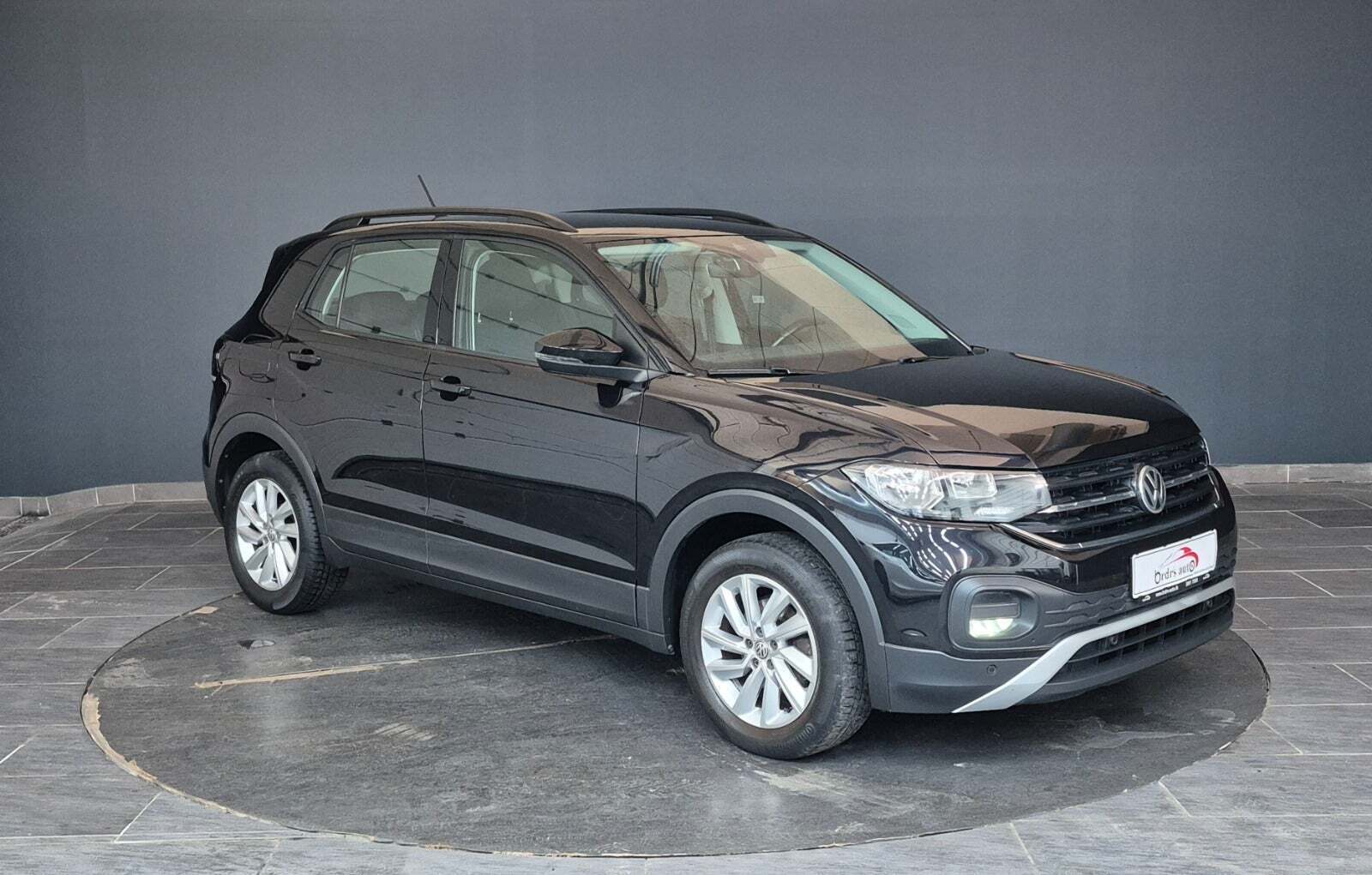 Sort VW T-Cross fra 2019