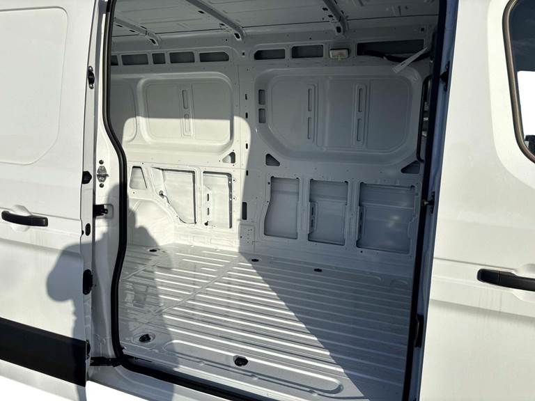 Nissan Interstar 2,0 dCi 150 L3H2 N-Connecta Van