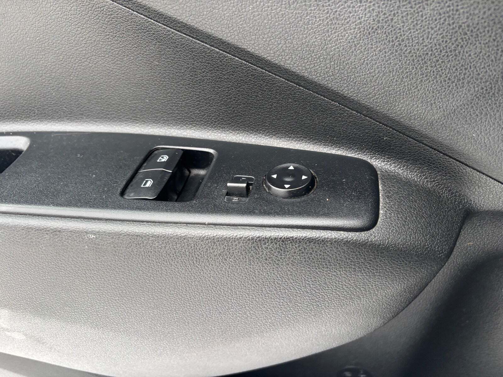 Sølv Hyundai i10 fra 2021