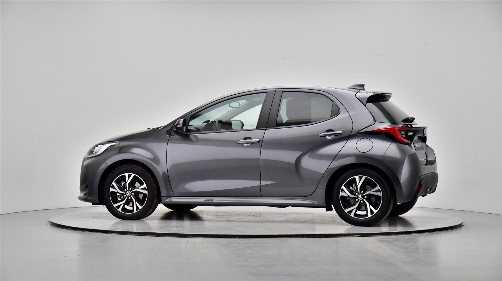 Toyota Yaris 1,5 Hybrid Style Technology 116HK 5d Trinl. Gear