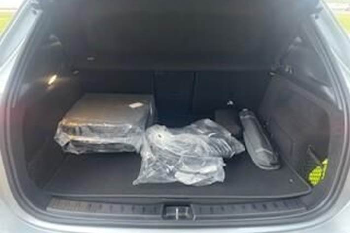 Sølv Mercedes EQB 250+ fra 2025