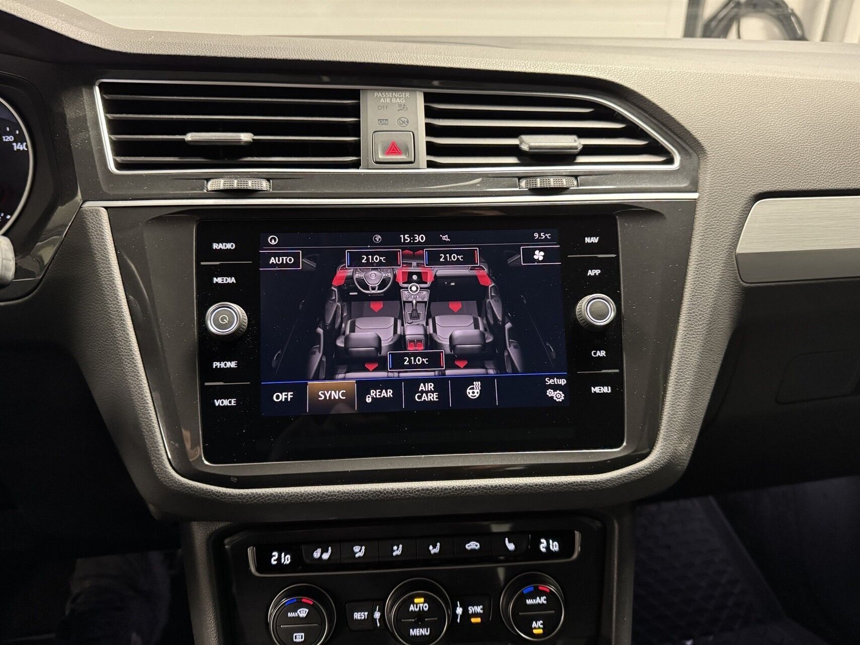 Sort VW Tiguan fra 2018