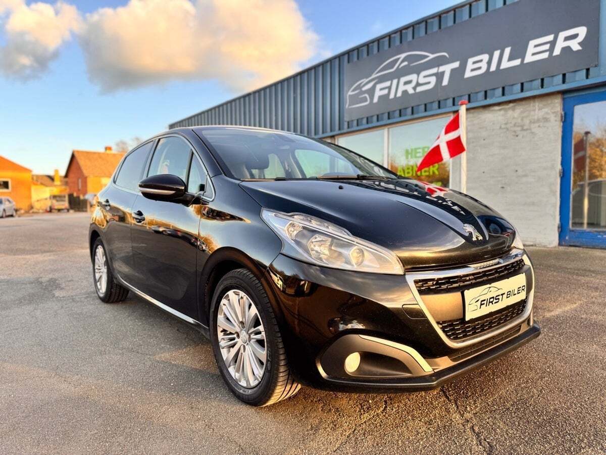 Peugeot 208 1,2 PureTech 82 Allure Sky