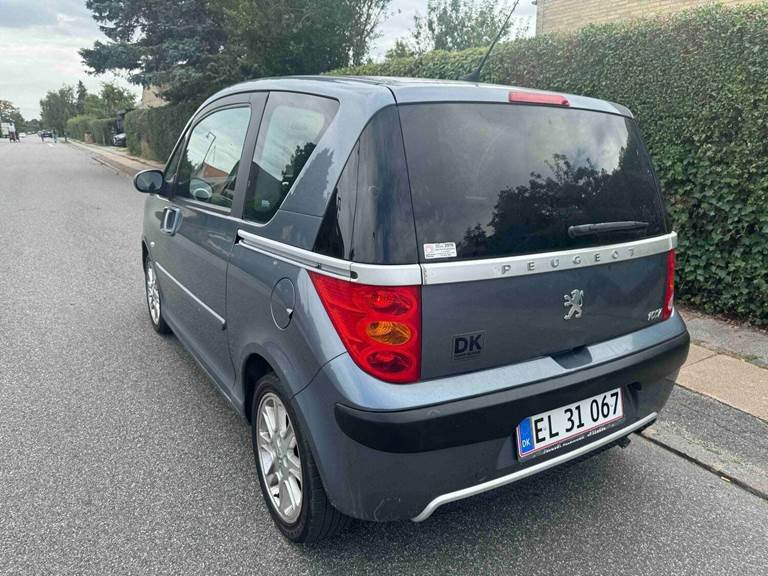 Peugeot 1007 1,6 Sporty 2-tr.