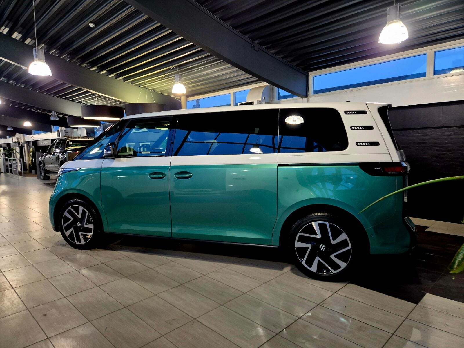 VW ID.Buzz 86 Pro 7prs LWB