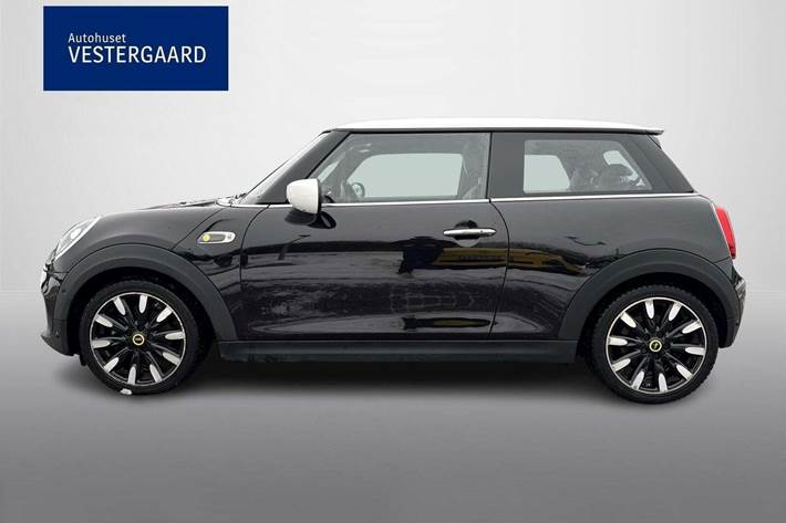 Sort Mini Cooper SE fra 2021