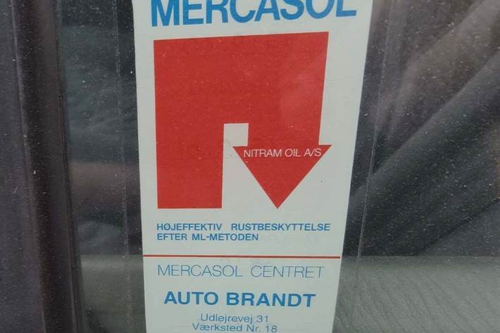 undefined Toyota Carina E fra 1996 set udefra