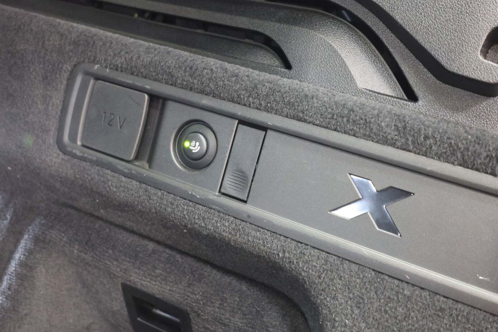 Sort BMW X5 fra 2022