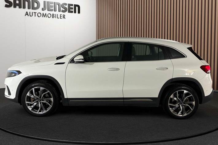 Hvid Mercedes EQA250 fra 2021