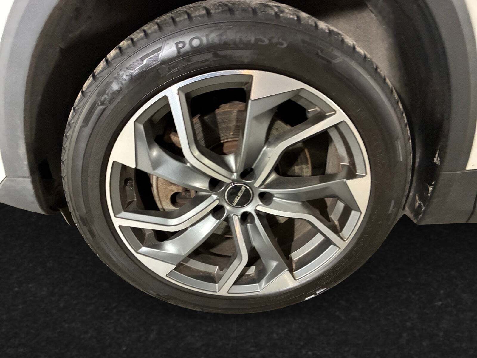 Hvid Mercedes EQA250 fra 2021