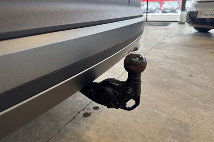 Grøn Skoda Enyaq fra 2023