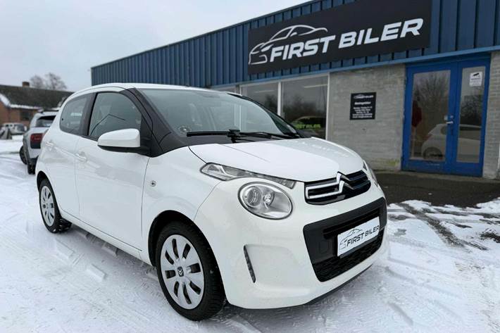Grøn Citroën C1 fra 2018 set udefra