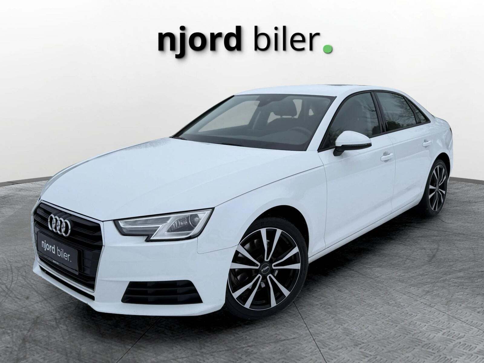 Audi A4 2,0 TDi 150 S-tr.