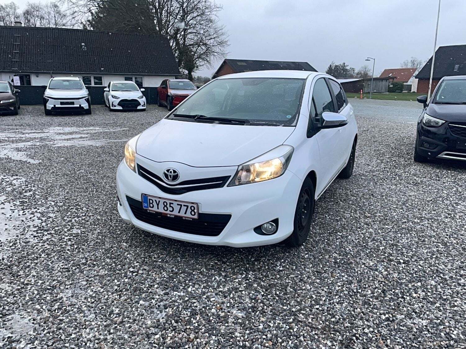 Toyota Yaris 1,0 VVT-i T2 Style