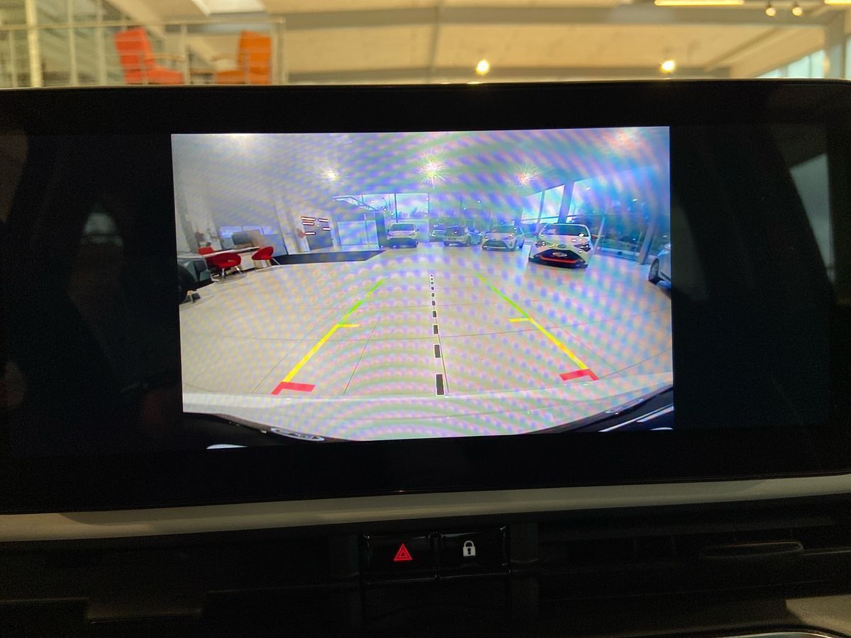 Hvid Fiat 500e fra 2023