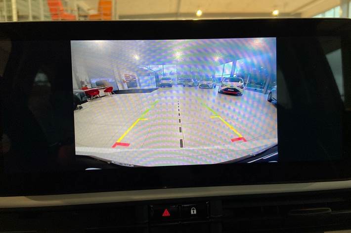 Hvid Fiat 500e fra 2023