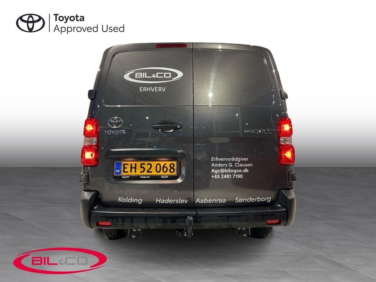 Toyota ProAce 2,0 2.0D 144hp Long/En skydedør COMFORT Master