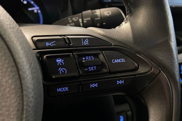 Bronze Toyota Yaris Cross fra 2023