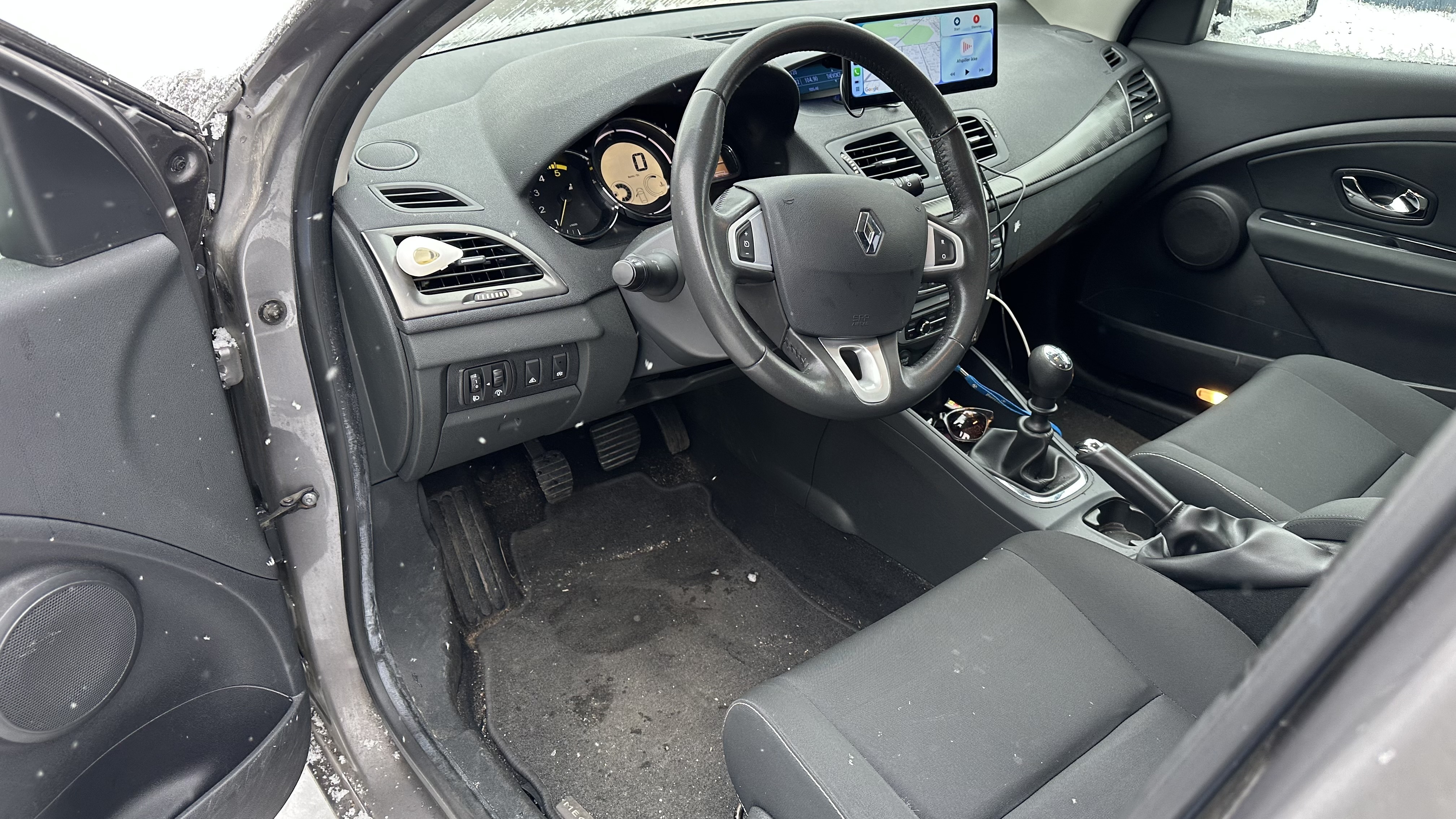 Grå Renault Mégane fra 2012