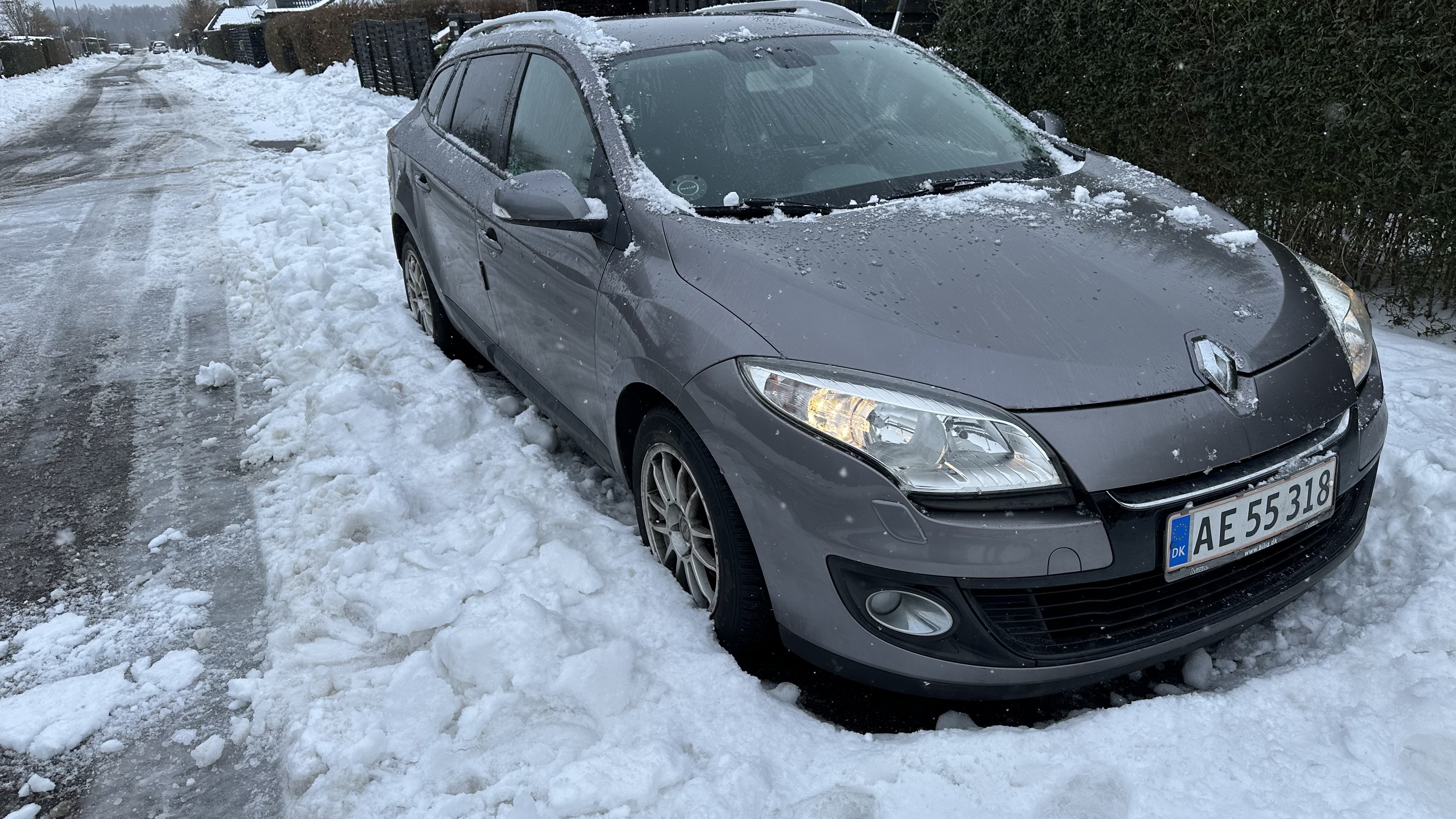 Grå Renault Mégane fra 2012