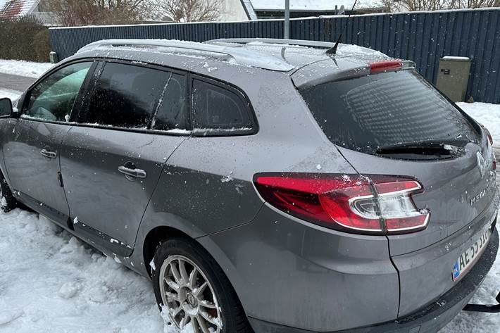 Grå Renault Mégane fra 2012