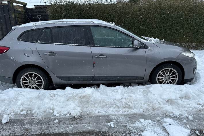 Grå Renault Mégane fra 2012