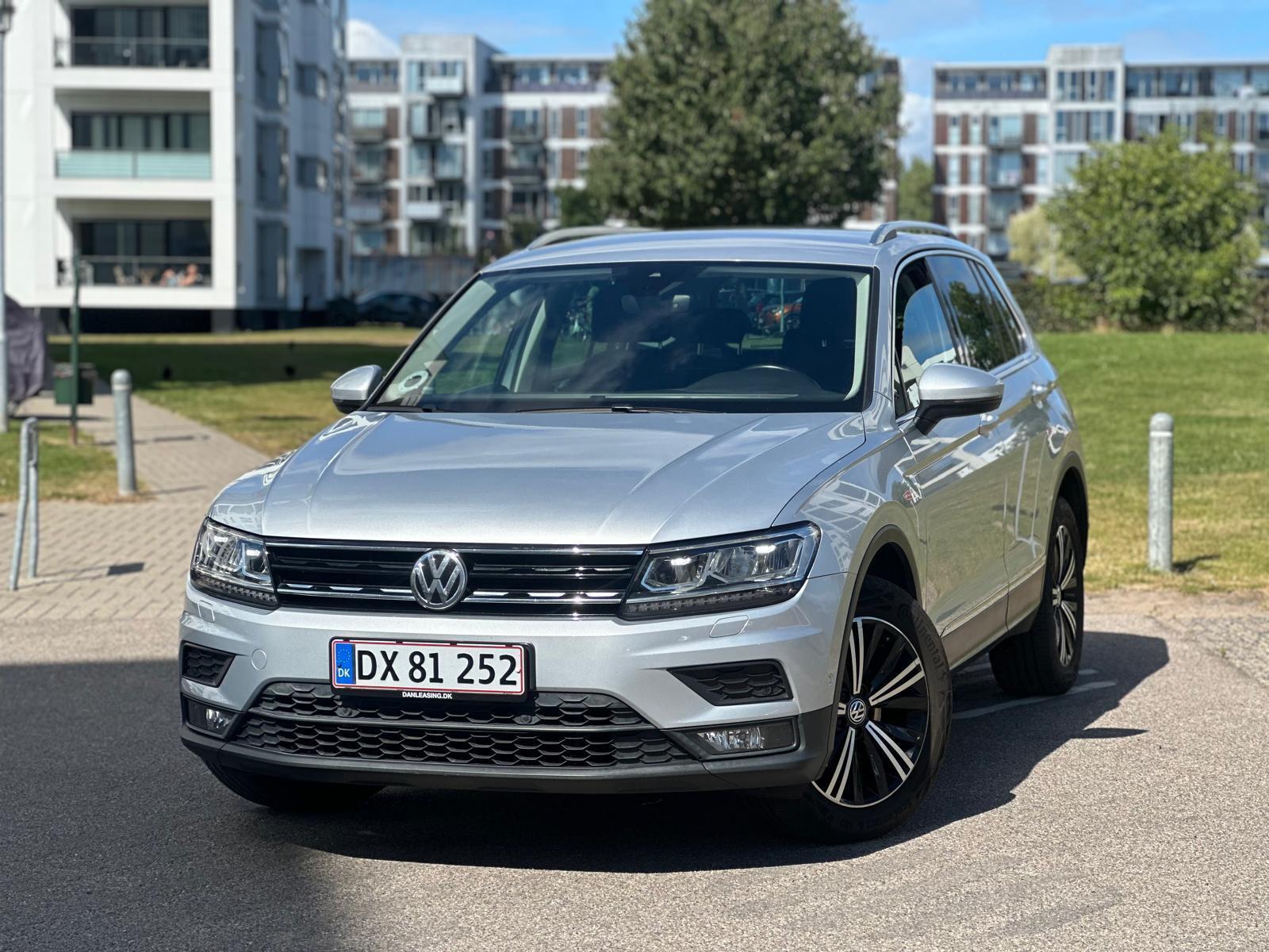 Grå VW Tiguan fra 2018