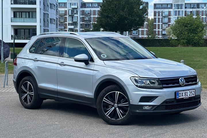 Grå VW Tiguan fra 2018