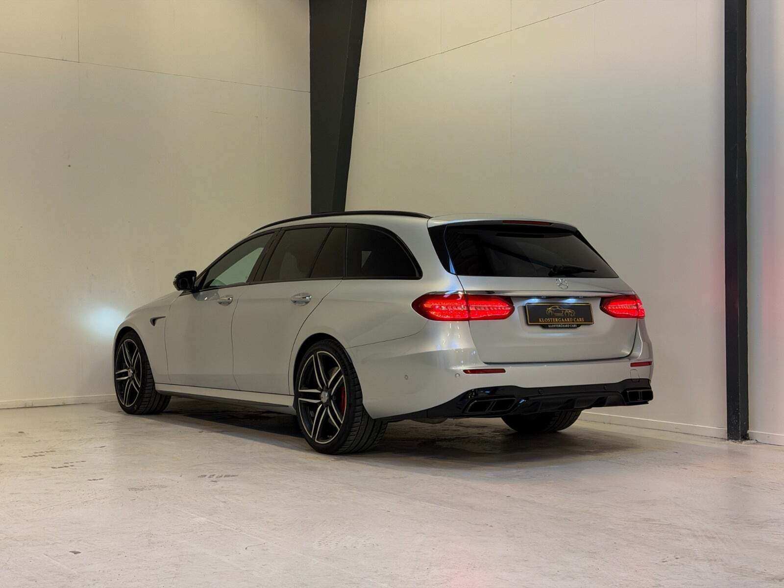 Mercedes E63 4,0 AMG S stc. aut. 4Matic+