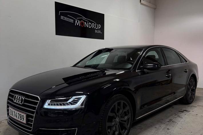 Sort Audi A8 fra 2014
