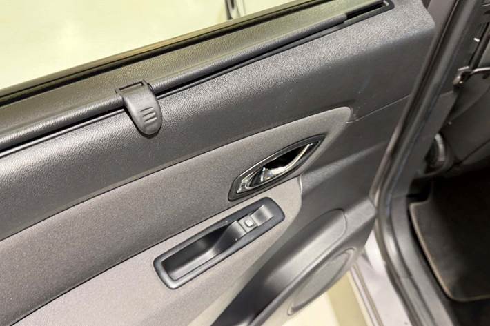 Grå Renault Grand Scenic III fra 2012