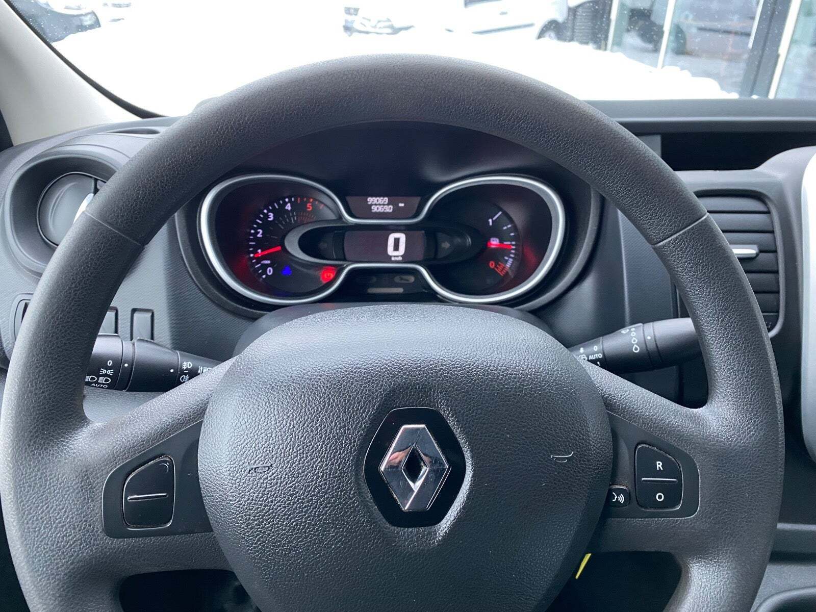 Renault Trafic T29 2,0 dCi 120 L2H1