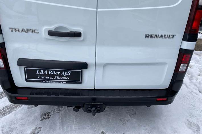 Hvid Renault Trafic T29 fra 2021