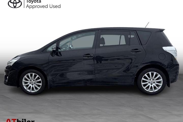 Sort Toyota Verso fra 2017