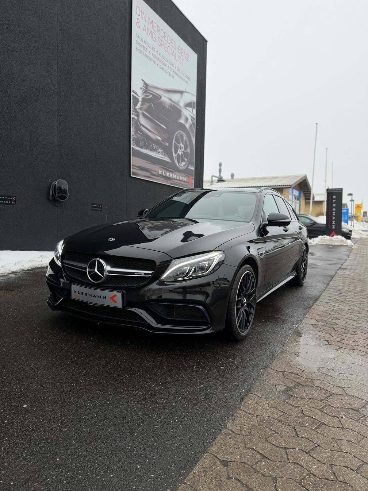 Mercedes C63 4,0 AMG S stc. aut.