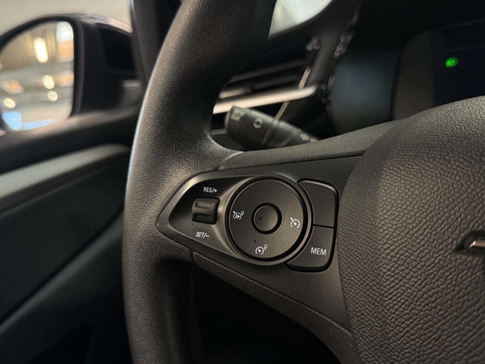 Hvid Opel Corsa-e fra 2021