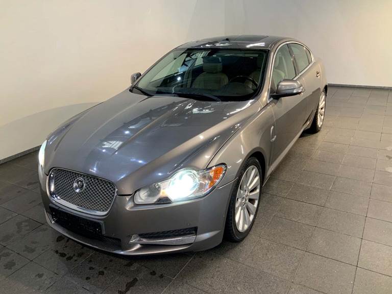 Jaguar XF 4,2 Premium Luxury aut.