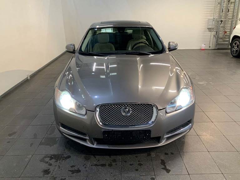 Jaguar XF 4,2 Premium Luxury aut.