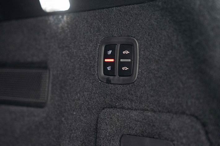 Sort Porsche Cayenne fra 2020