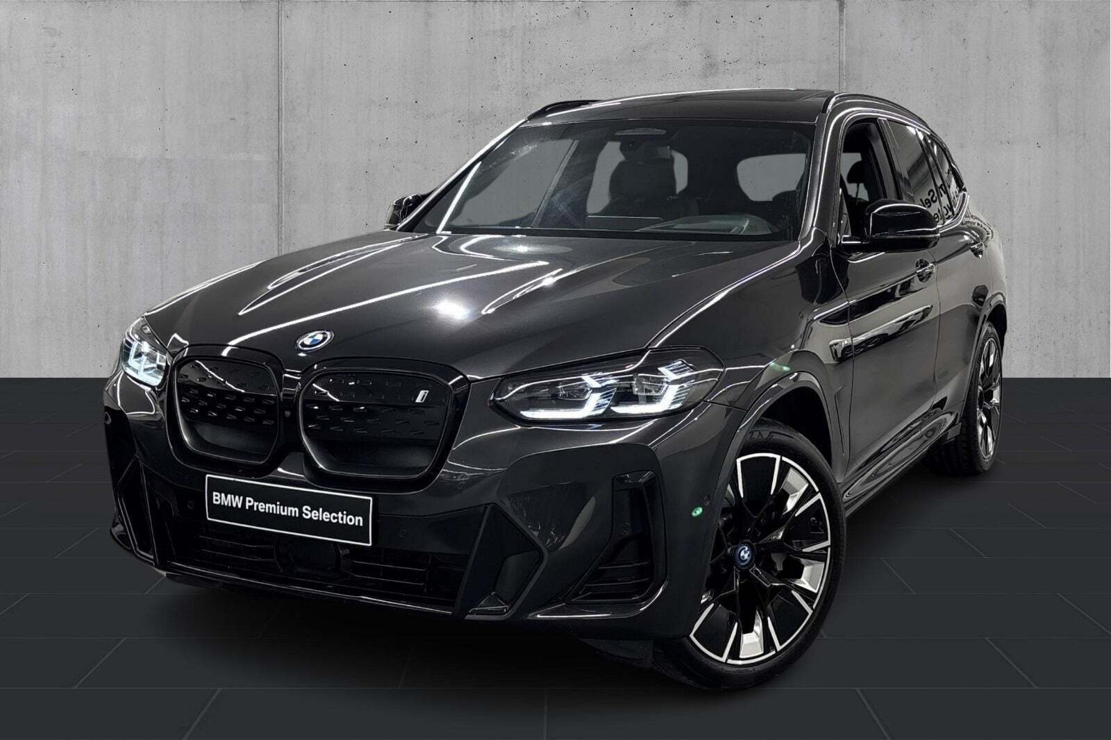 BMW iX3 Charged Plus M-Sport